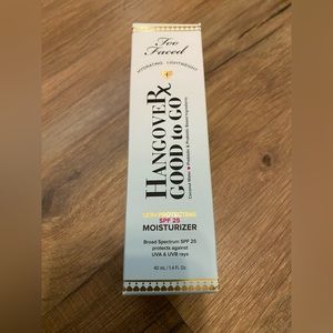 Too Faced Hangover Good to Go Moisturizer SPF 25